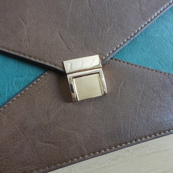 Urban Expressions Clutch Crossbody Vegan Purse - Picture 6 of 7